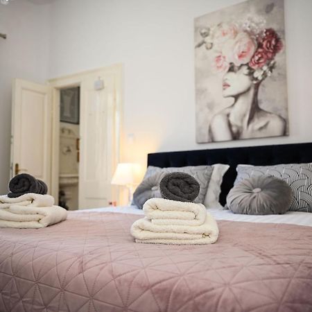 Guesthouse Nada ドゥブロブニク エクステリア 写真