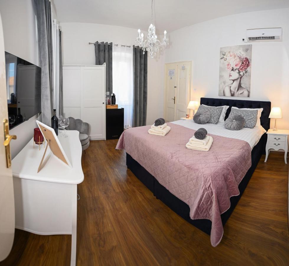 Guesthouse Nada ドゥブロブニク エクステリア 写真